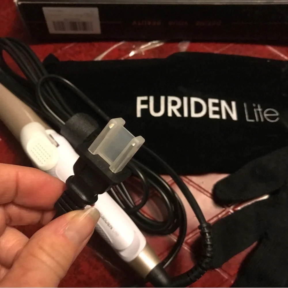 NWT Furiden Lite Dual-Voltage Curling Iron